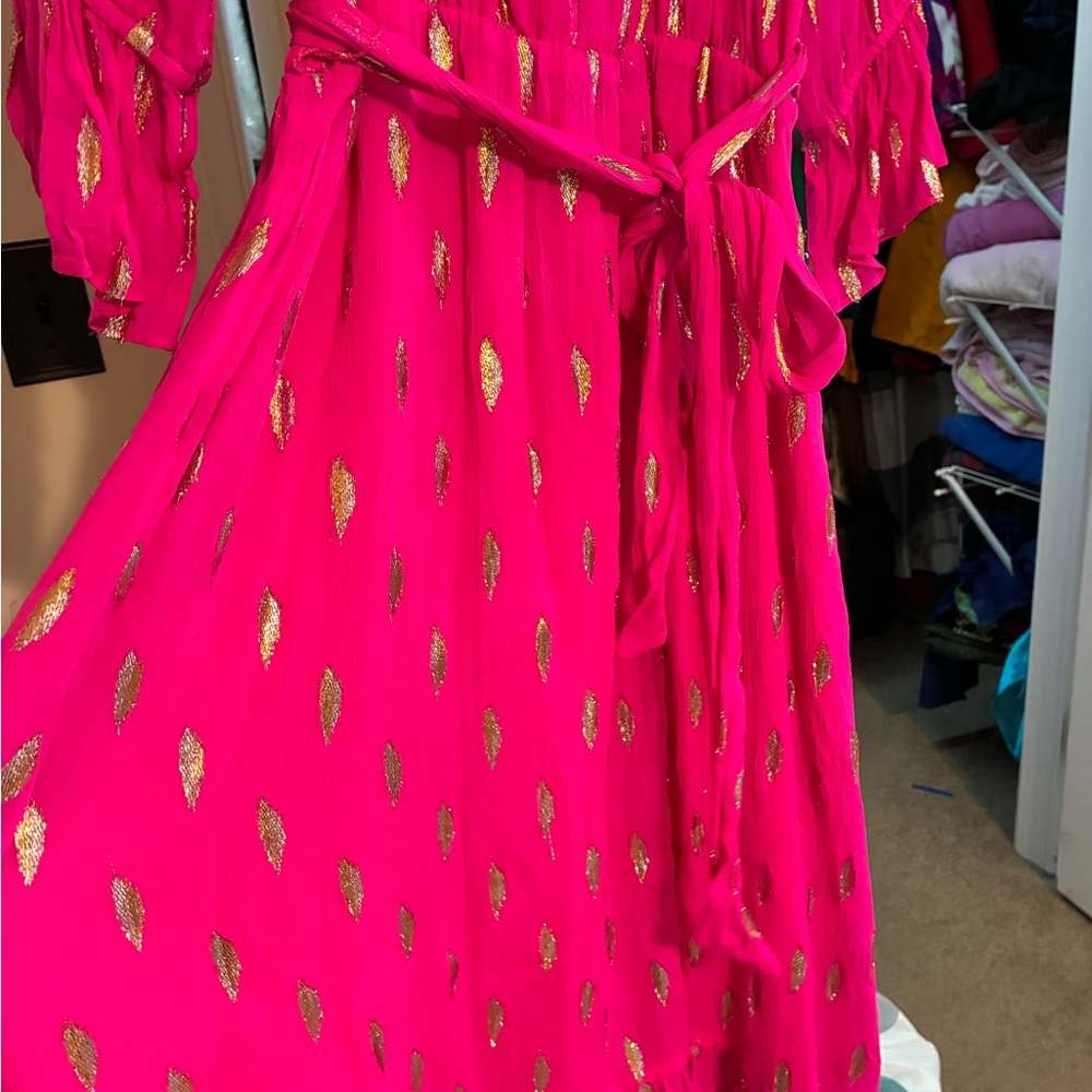Lilly Pulitzer Vibrant Pink Dress with Gold Accents size medium. - Picture 4 of 6
